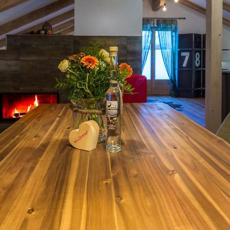 Alpen Appartement Beletage Mayrhofen Exterior photo